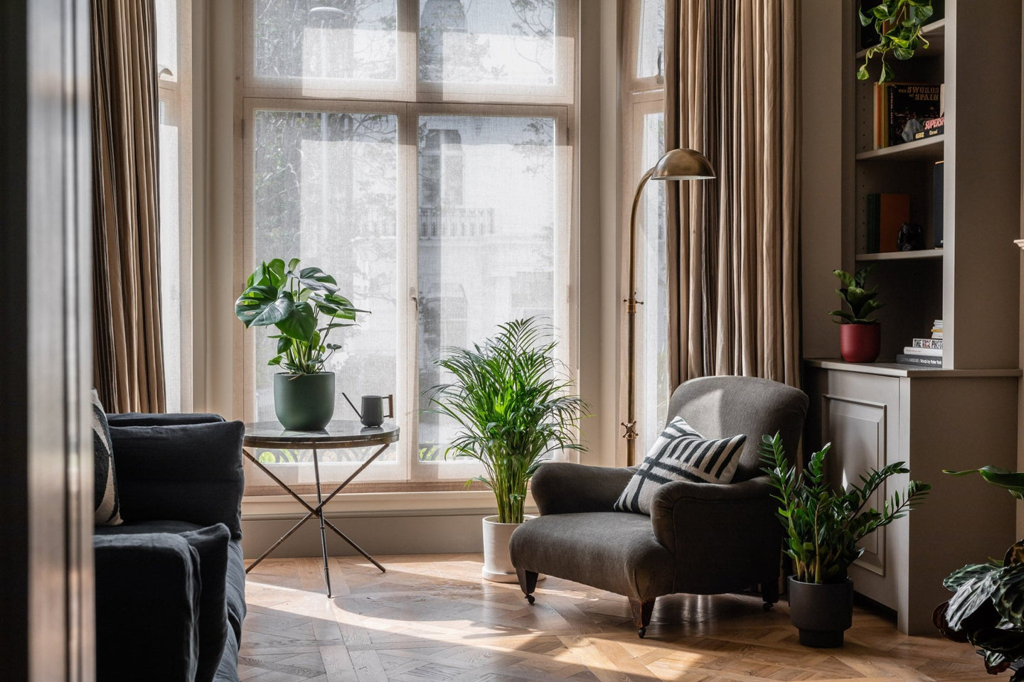 Large Pots - Leaf Envy