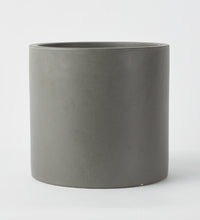 Graphite Earthenware 21cm Pot Image