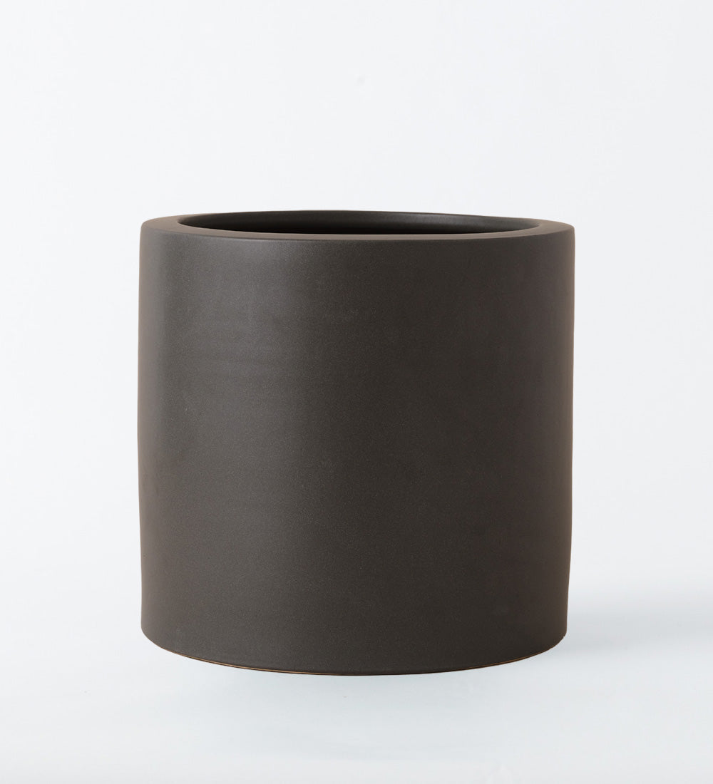 Graphite Earthenware 25cm Pot