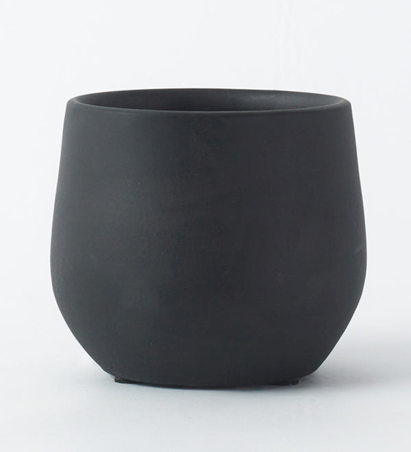 Black Isabel 26cm Pot