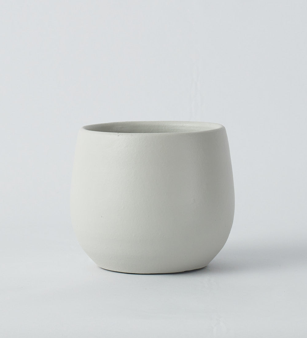 Warm Grey Isabel Pot